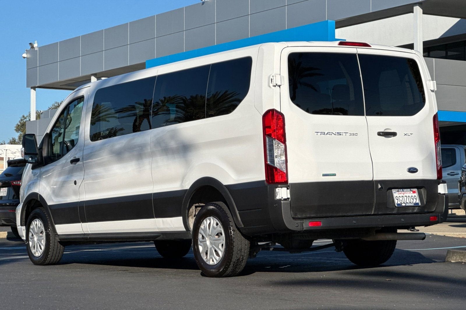 2023 Ford Transit Passenger Wagon XL