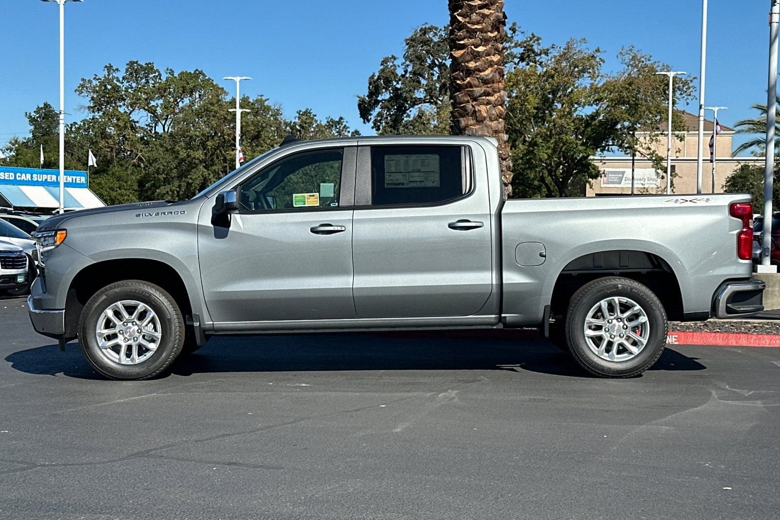 2026 Chevrolet Silverado 1500 LT (2FL)