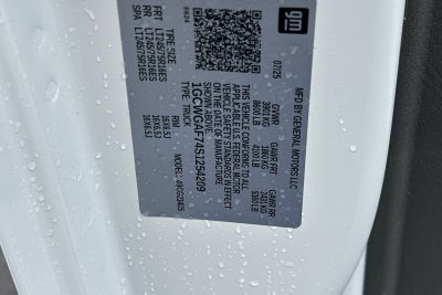 2025 Chevrolet Express Cargo 2500 WT