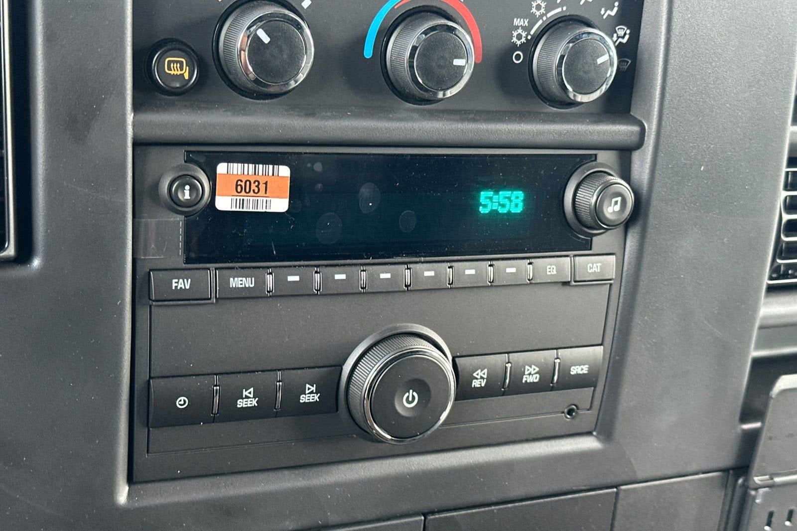 2025 Chevrolet Express Cargo 2500 WT