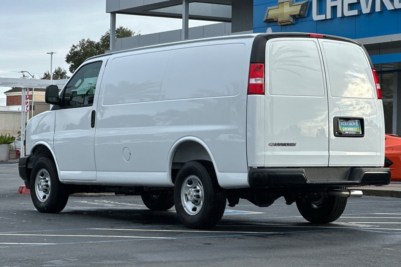 2025 Chevrolet Express Cargo 2500 WT