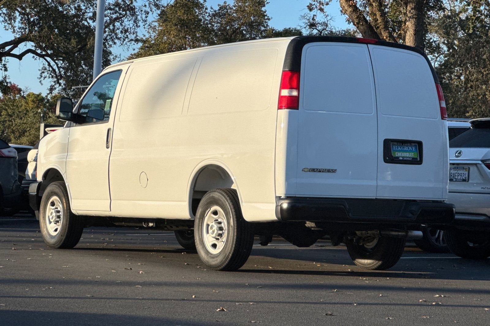 2025 Chevrolet Express Cargo 2500 WT