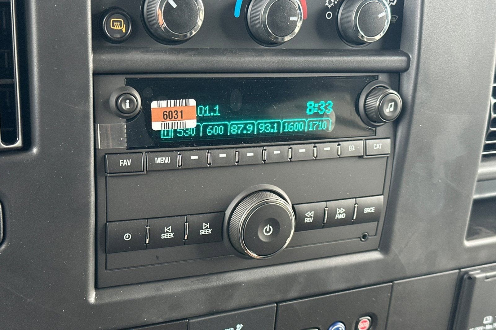 2025 Chevrolet Express Cargo 2500 WT