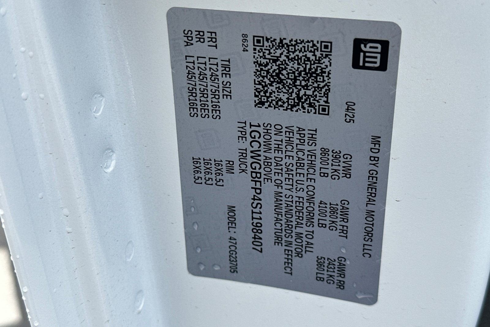 2025 Chevrolet Express Cargo 2500 WT