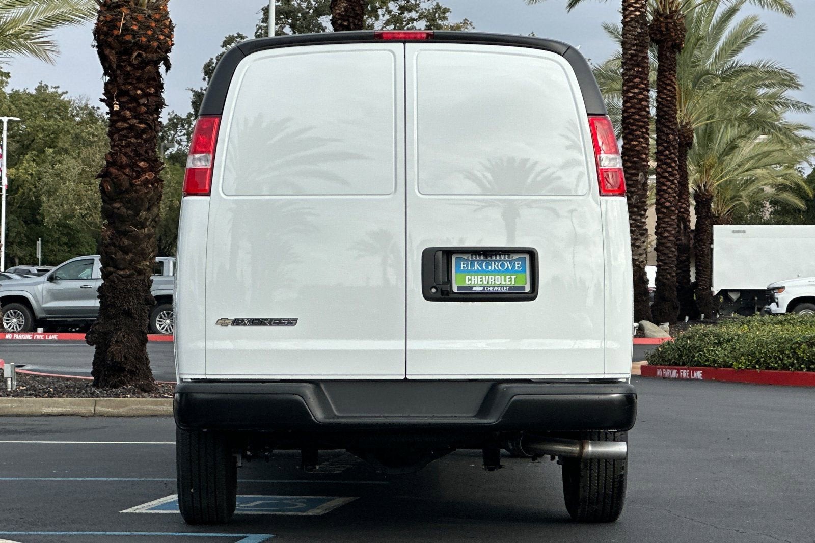 2025 Chevrolet Express Cargo 2500 WT