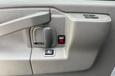 2024 Chevrolet Express Cutaway 3500 1WT