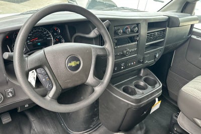 2024 Chevrolet Express Cutaway 3500 1WT