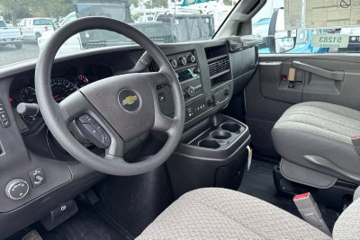 2024 Chevrolet Express Cutaway 3500 1WT