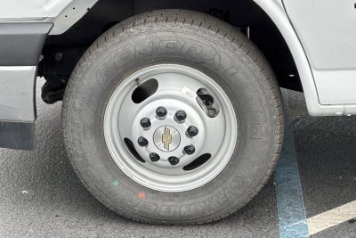 2024 Chevrolet Express Cutaway 3500 1WT