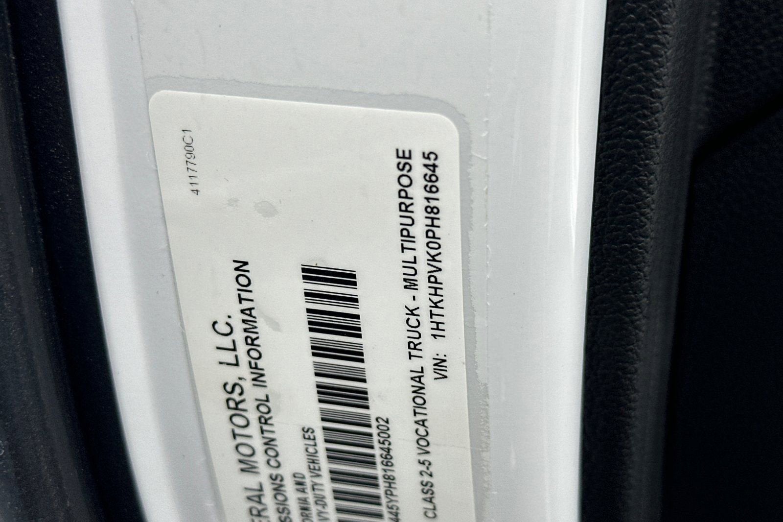 2023 Chevrolet Silverado 5500 HD Work Truck