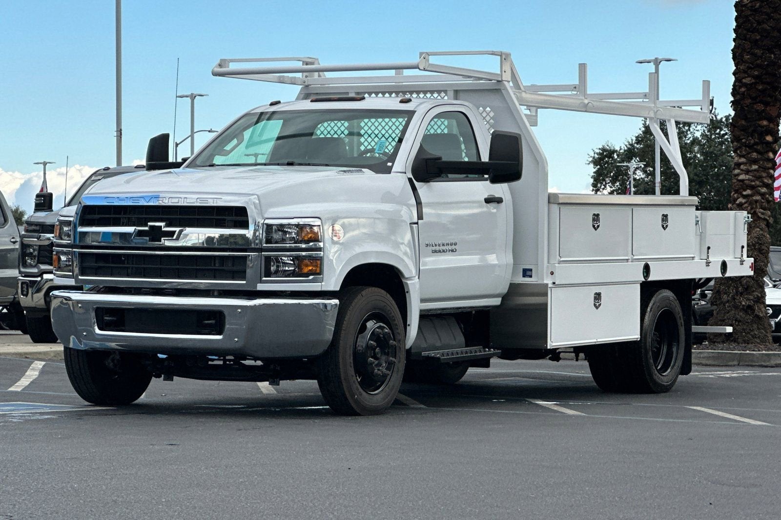 2024 Chevrolet Silverado 5500 HD Work Truck