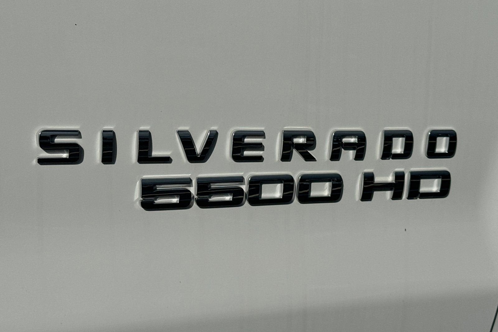 2024 Chevrolet Silverado 5500 HD Work Truck