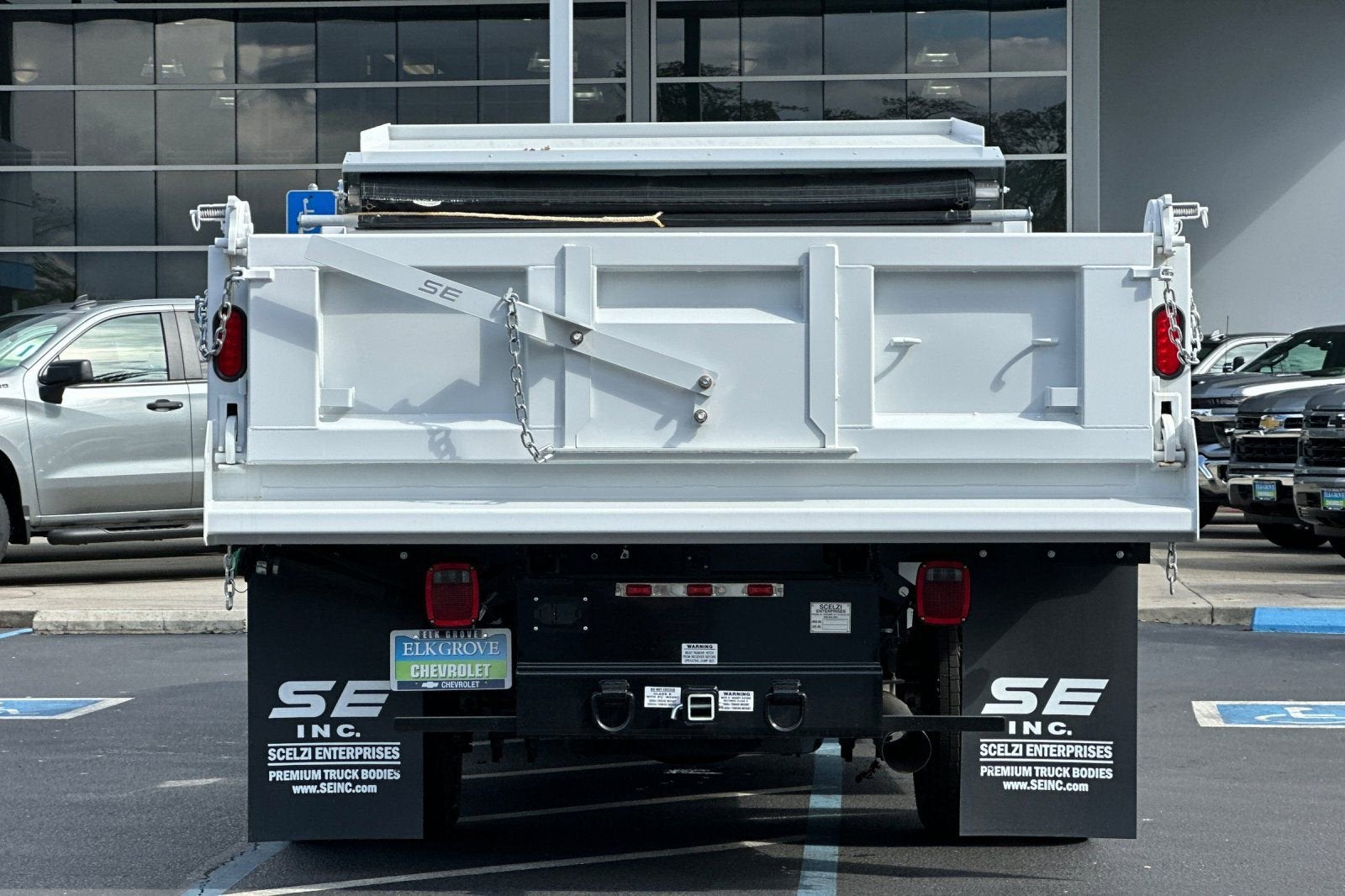 2024 Chevrolet Silverado 5500 HD Work Truck