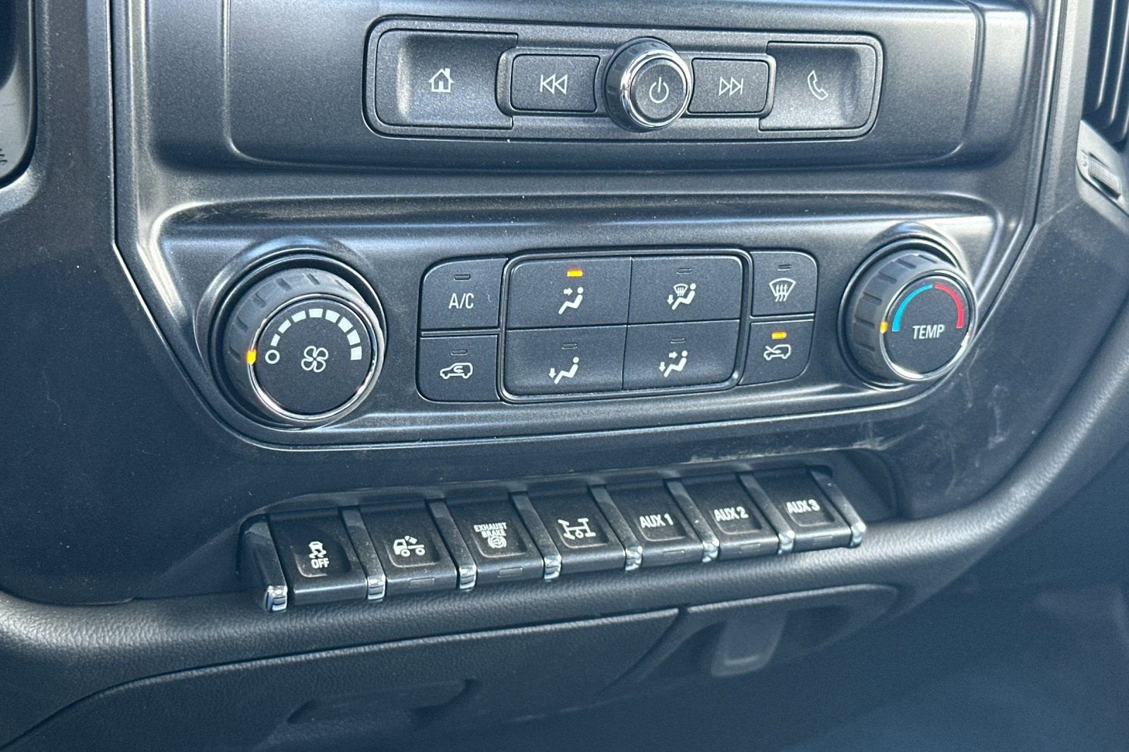 2023 Chevrolet Silverado 5500 HD Work Truck