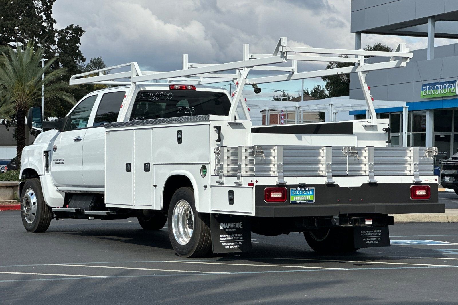 2023 Chevrolet Silverado 5500 HD Work Truck