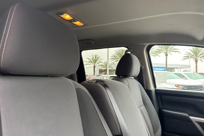 2022 Nissan Titan SV