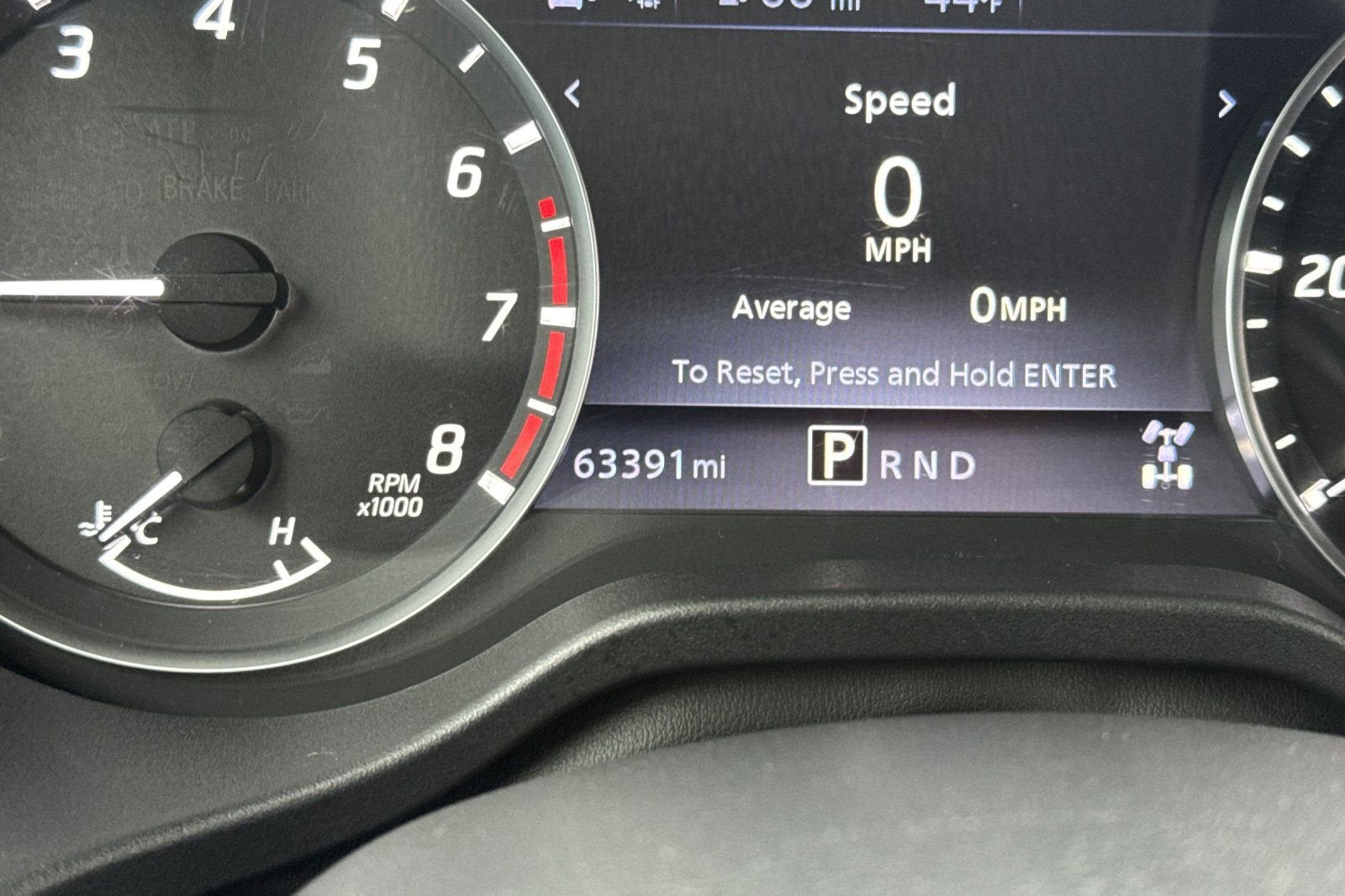 2022 Nissan Titan SV