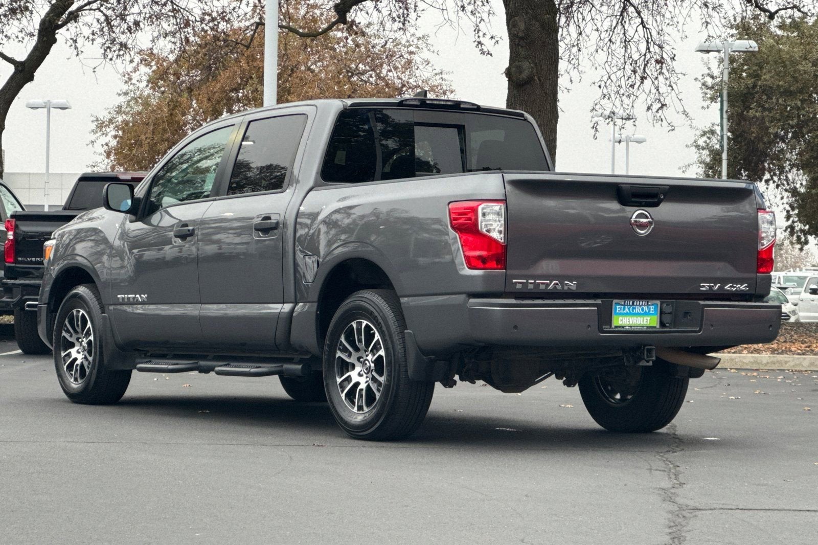 2022 Nissan Titan SV