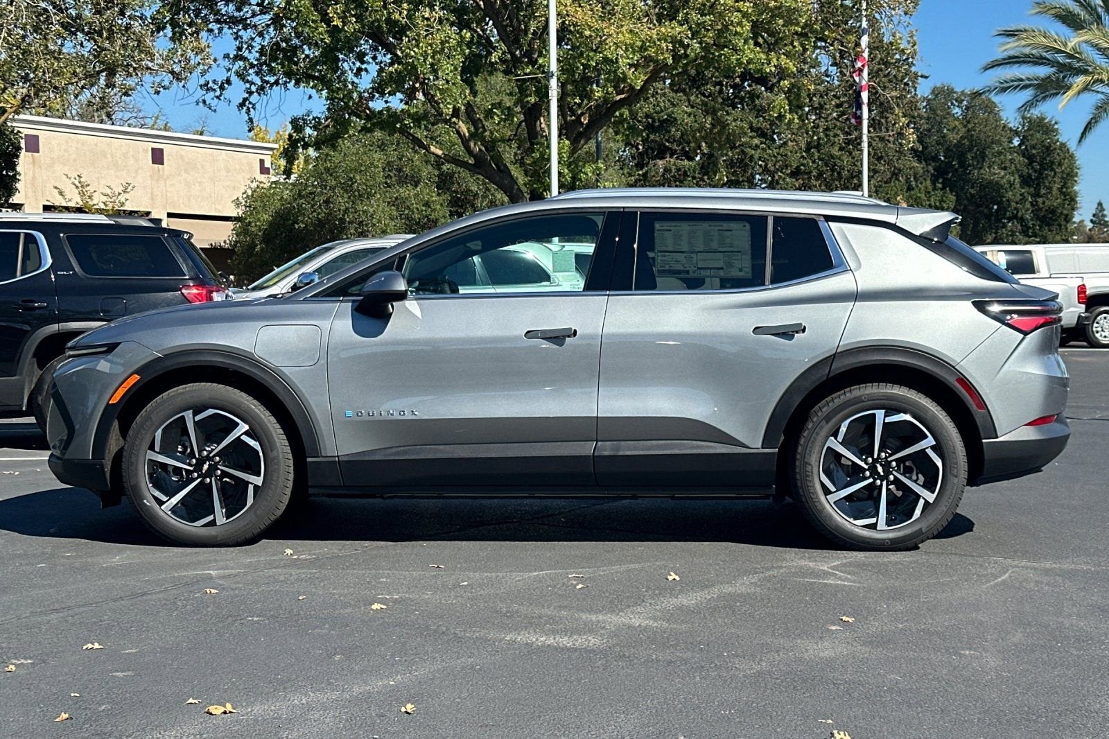 2026 Chevrolet Equinox EV LT