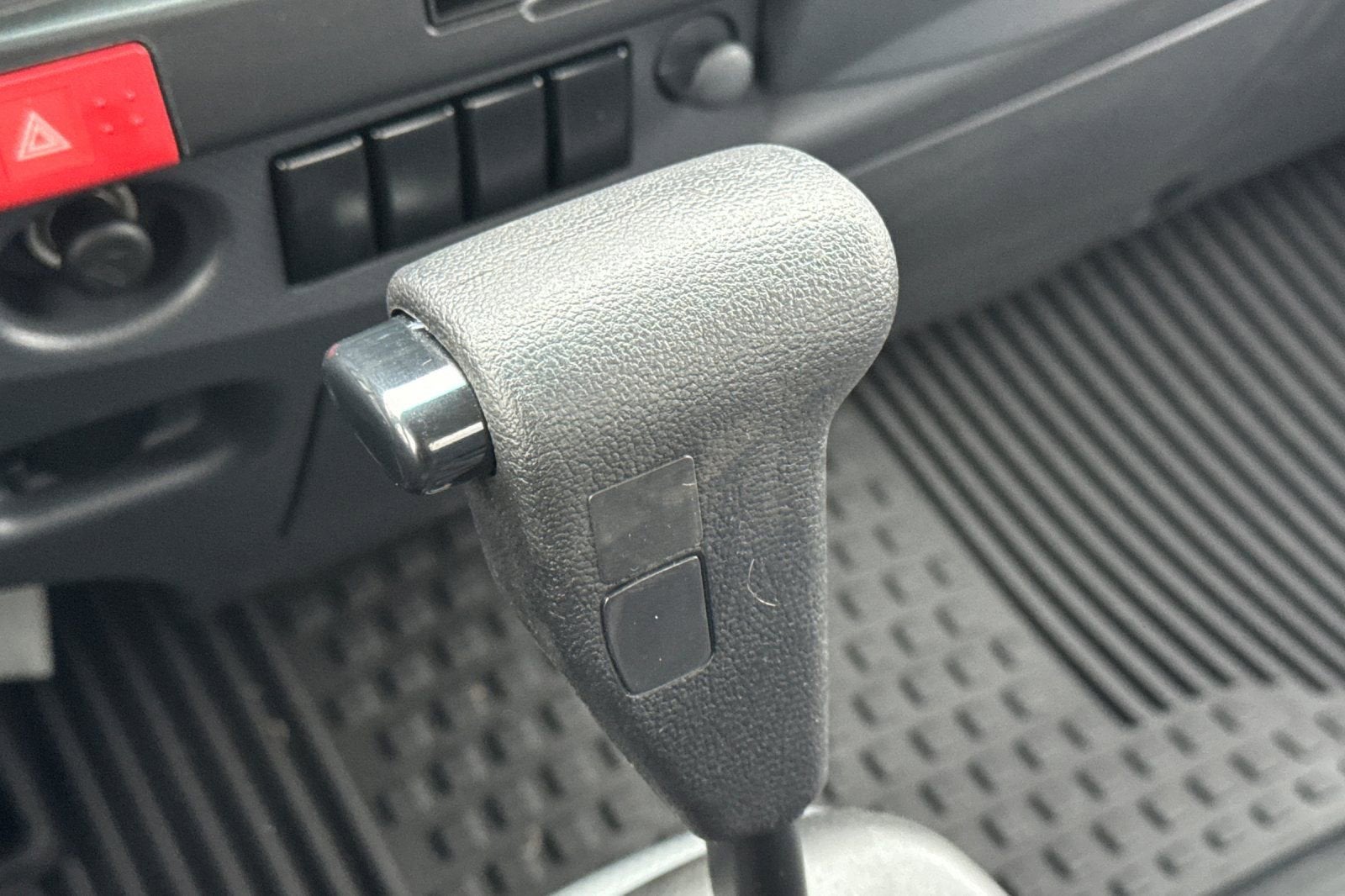 2025 Chevrolet Low Cab Forward 4500 Base