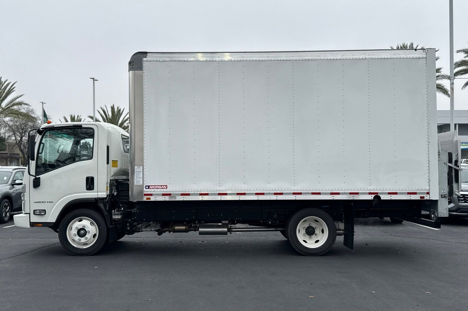 2025 Chevrolet Low Cab Forward 4500 Base