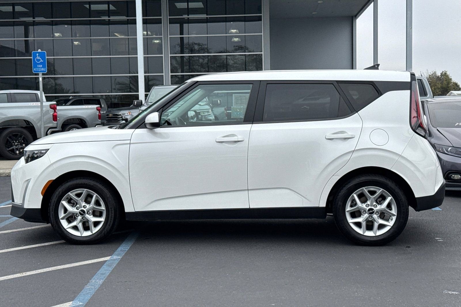 2023 Kia Soul LX
